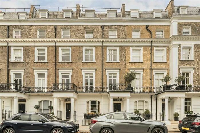 1 Bedroom Flat To Rent In Thurloe Square, London, SW7