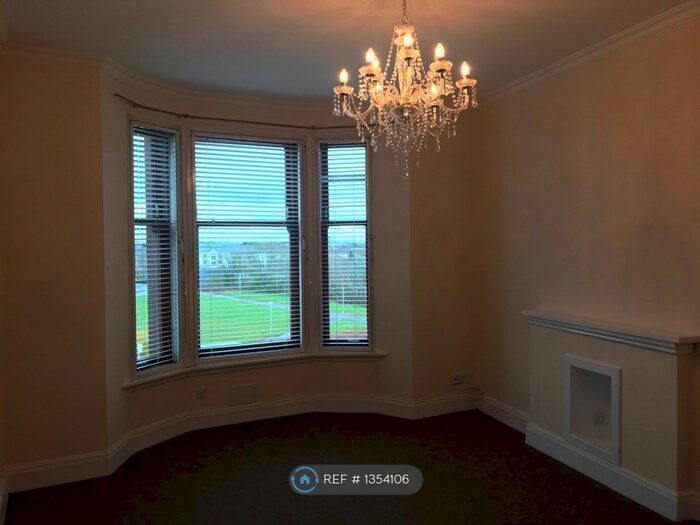 2 Bedroom Flat To Rent In Springburn Road, Glasgow, G21