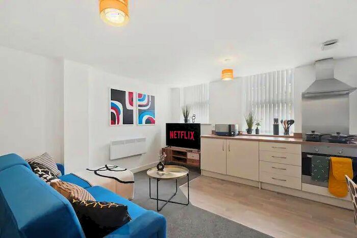 2 Bedroom Apartment To Rent In Mount Street, Nottingham, Nottinghamshire, NG7