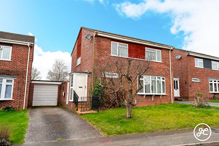 3 Bedroom Detached House For Sale In Lyndhurst Crescent, Wembdon, Bridgwater, TA6