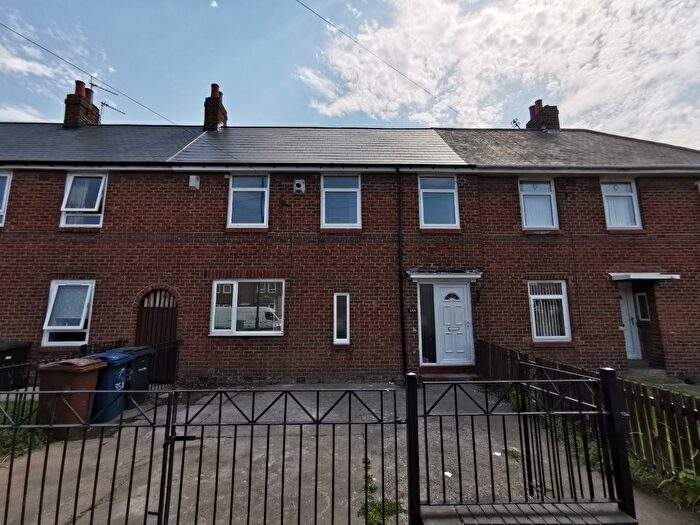3 Bedroom Terraced House To Rent In Fossway, Newcastle Upon Tyne, NE6