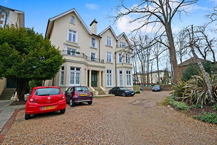 1 Bedroom Apartment To Rent In Surbiton, KT6