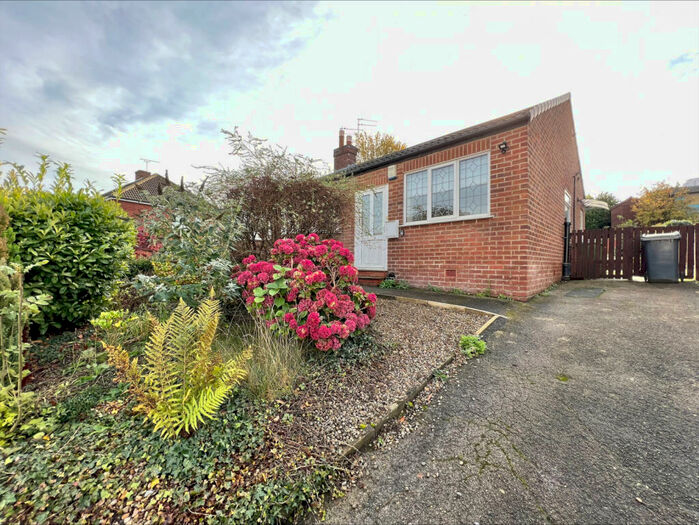 2 Bedroom Bungalow To Rent In Kingsway, Garforth, LS25