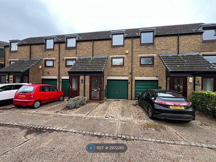 2 Bedroom Terraced House To Rent In Bazes Shaw, Longfield, DA3