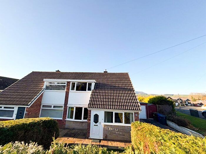 2 Bedroom Semi-Detached Bungalow For Sale In Pennine Way, Brierfield, Nelson, BB9