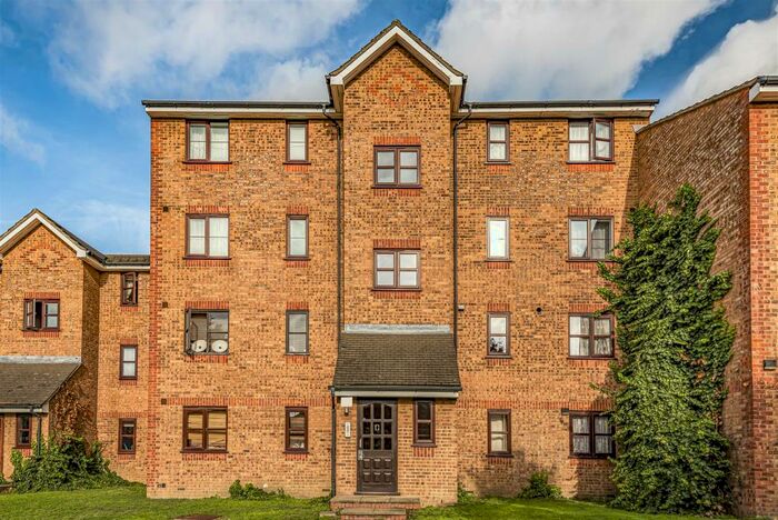 2 Bedroom Apartment To Rent In John Williams Close, New Cross, SE14