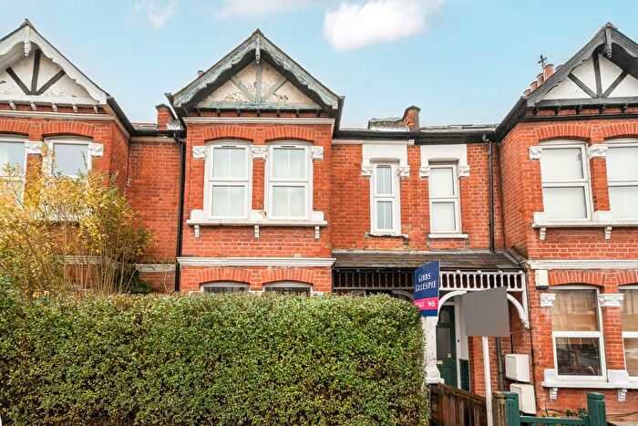 2 Bedroom Flat For Sale In Seaford Road, London, W13