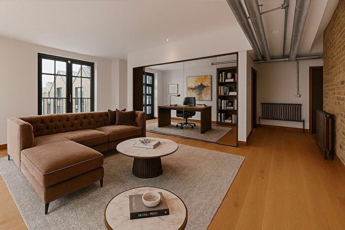 2 Bedroom Flat For Sale In Beardell Street, Crystal Palace, London, SE19