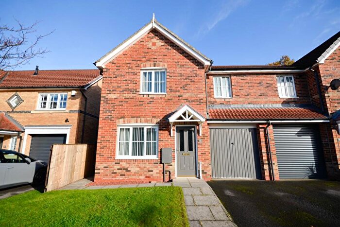 3 Bedroom Semi Detached House For Sale In Woodlands, Ouston, DH2