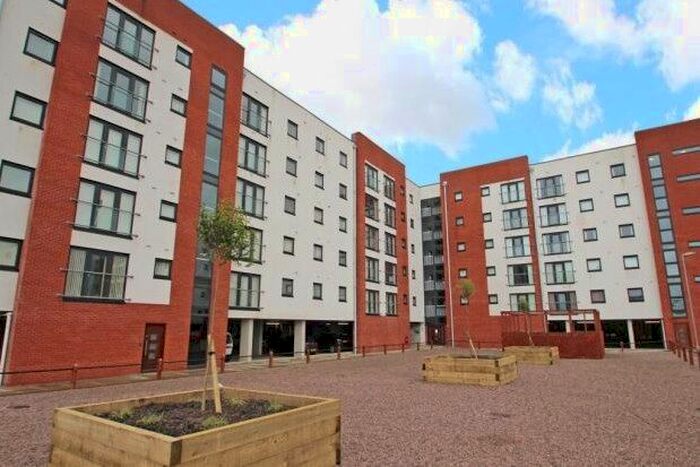 2 Bedroom Flat To Rent In Ladywell Point, Salford, M50
