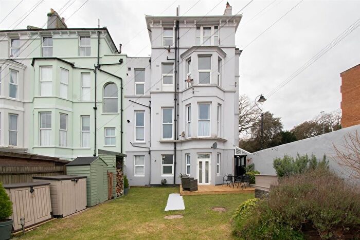 2 Bedroom Flat For Sale In London Road, St. Leonards-On-Sea, TN37