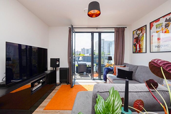 1 Bedroom Flat For Sale In Beckford House, Stokes Croft, BS1
