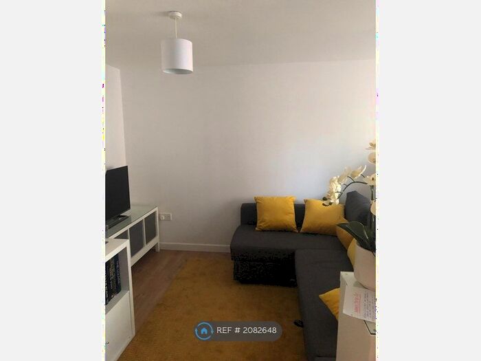 1 Bedroom Flat To Rent In Winterthur Way, Basingstoke, Hampshire, RG21