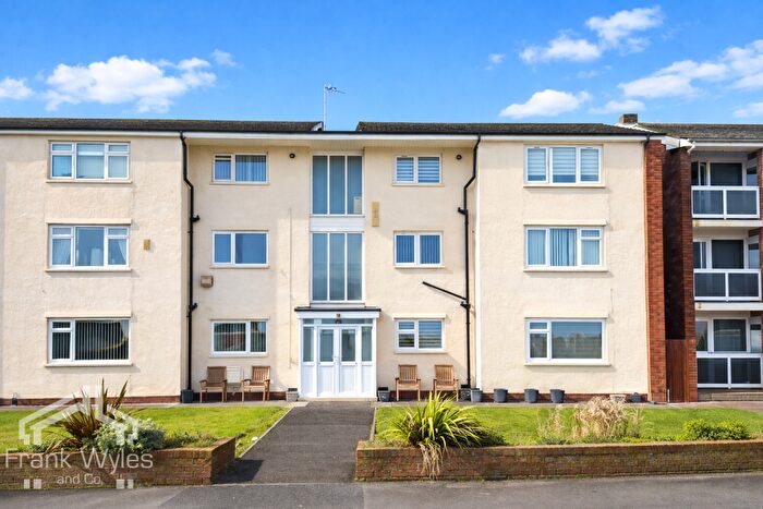 2 Bedroom Flat For Sale In Clifton Court, Clifton Drive, Blackpool, Lancashire, FY4