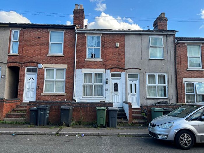 2 Bedroom Terraced House For Sale In Carter Road, Wolverhampton, WV6