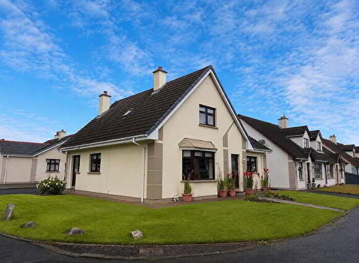 4 Bedroom Detached Chalets For Sale In Rushcroft Gardens, L'Derry, BT47