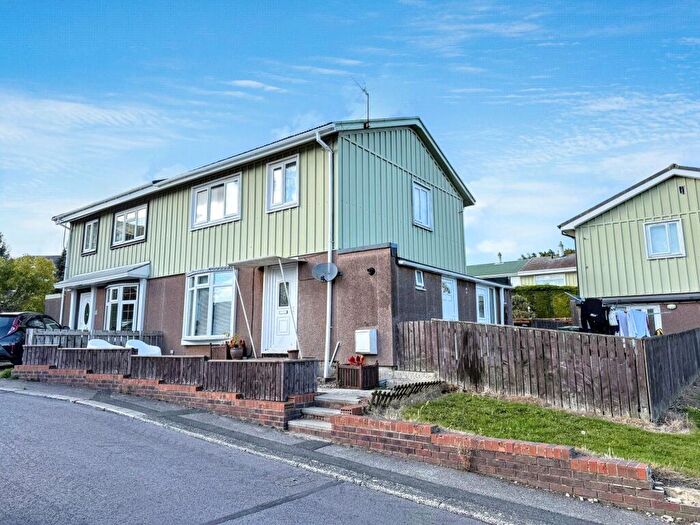 3 Bedroom Semi-Detached House For Sale In Hillsyde Crescent, Thornley, Durham, Durham, DH6