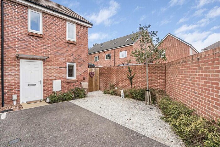2 Bedroom Semi Detached House For Sale In Luccombe Oak, Cranbrook, Exeter, EX5