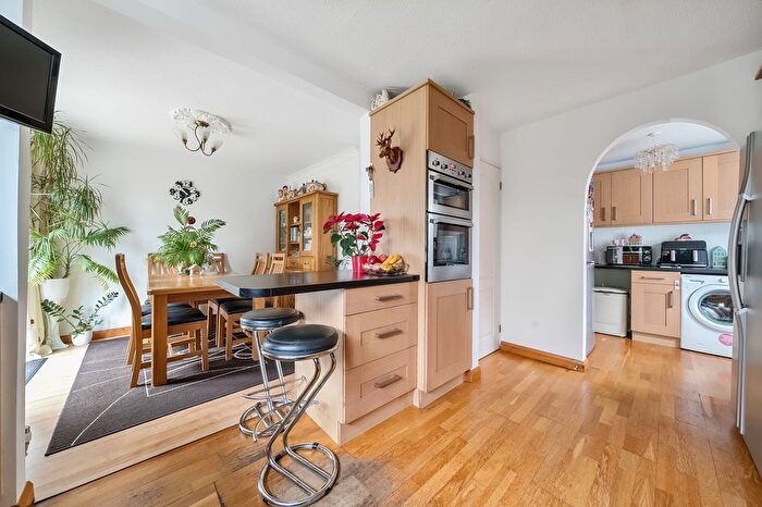 4 Bedroom Detached House For Sale In Sunningdale Gardens, North Bersted, Bognor Regis, PO22