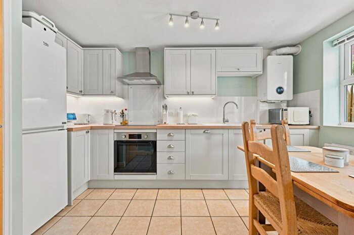 3 Bedroom End Of Terrace House For Sale In Whitehall Road, Bristol, BS5