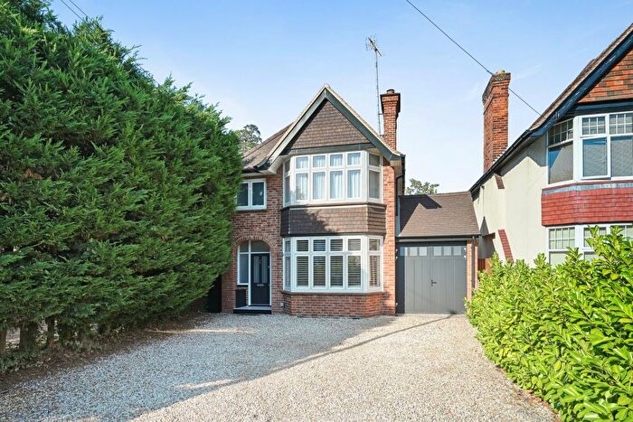 3 Bedroom Detached House For Sale In Frimley Road, Camberley, GU15