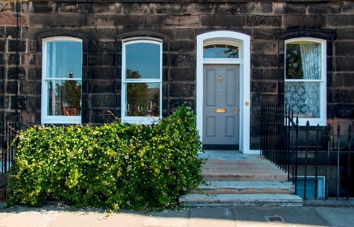 2 Bedroom Flat To Rent In Gardners Crescent, Fountainbridge, Edinburgh, EH3