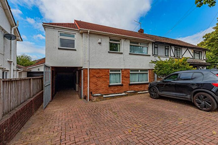 5 Bedroom Semi-Detached House For Sale In New Road, Rumney, Cardiff, CF3