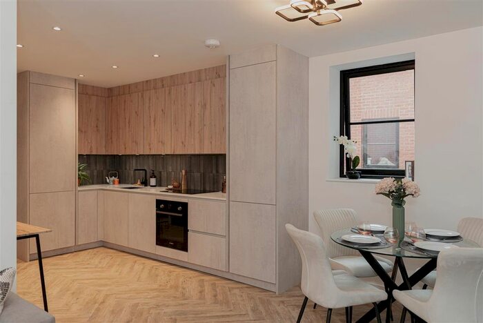 2 Bedroom Flat For Sale In Carna Court, Bell Street, Reigate, RH2