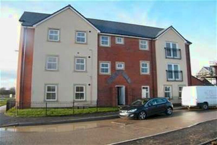 2 Bedroom Flat To Rent In St Mawgan Street, Kingsway, GL2
