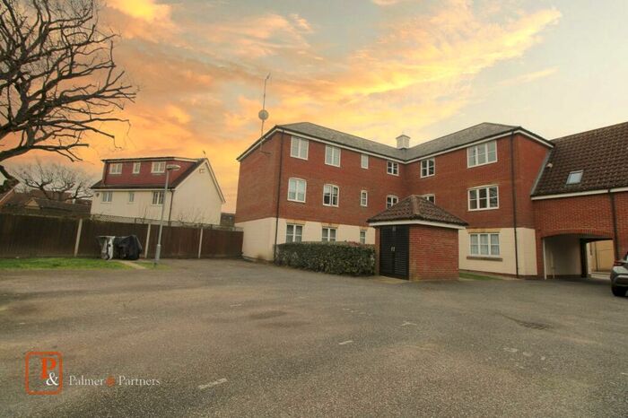 3 Bedroom Apartment To Rent In Gavin Way, Highwoods, Colchester, Essex, CO4