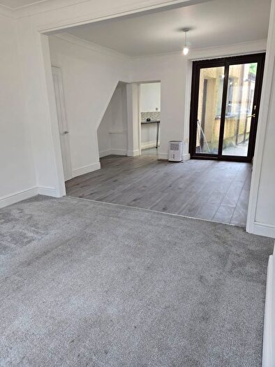 3 Bedroom Terraced House To Rent In Freeman Street, Swansea, SA5