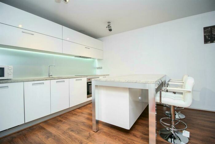 2 Bedroom Apartment To Rent In Beetham Tower, Holloway Circus Queensway, B1