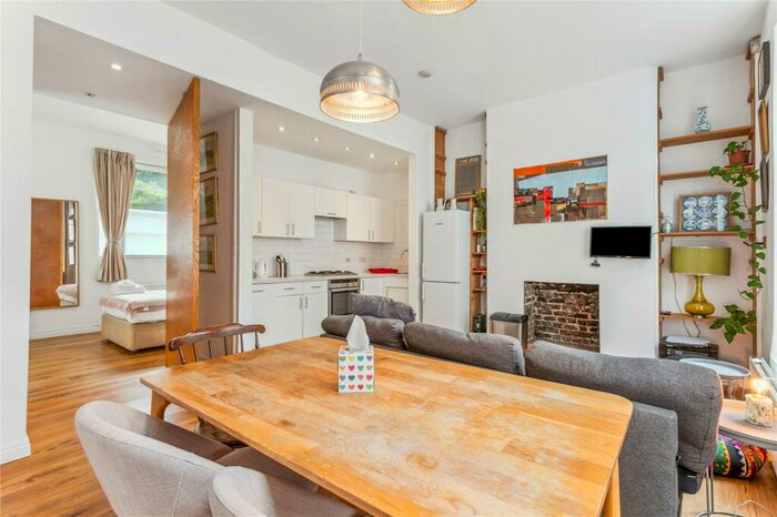 2 Bedroom Maisonette To Rent In Malden Road, London, NW5