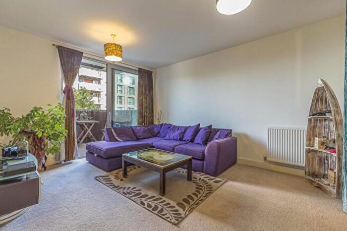 1 Bedroom Apartment For Sale In Heron Place, , Bramwell Way, London, E16