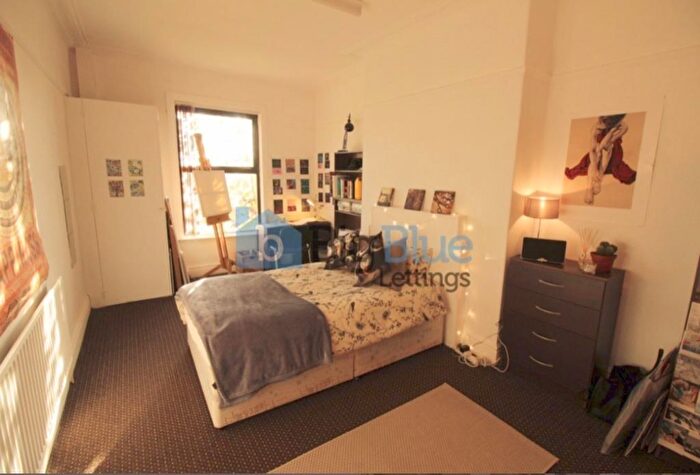 5 Bedroom House To Rent In Kelso Road, Leeds, LS2