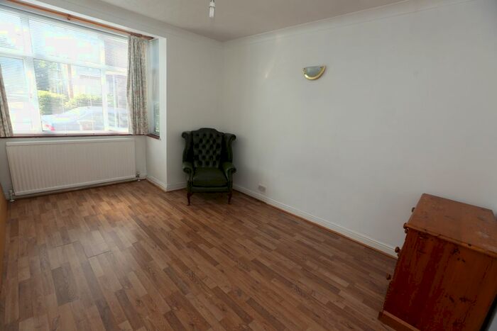 3 Bedroom Semi-Detached House To Rent In Elm Close, North Harrow, Harrow, HA2