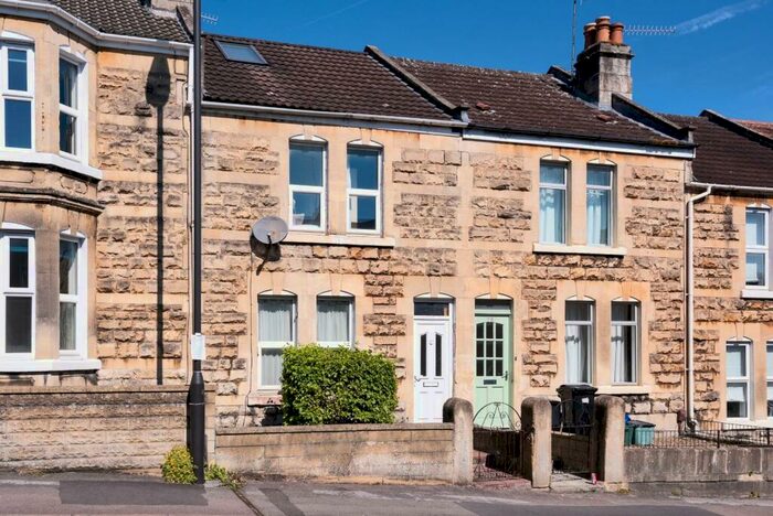 5 Bedroom Terraced House To Rent In Herbert Road, Bath, BA2