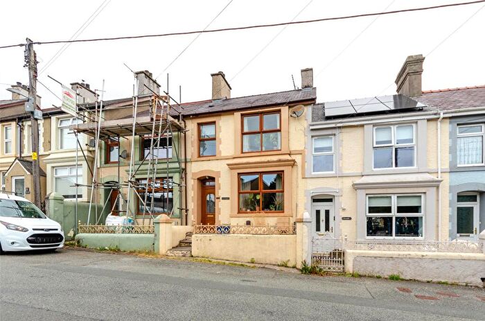 3 Bedroom Terraced House For Sale In Llanrug, Caernarfon, Gwynedd, LL55