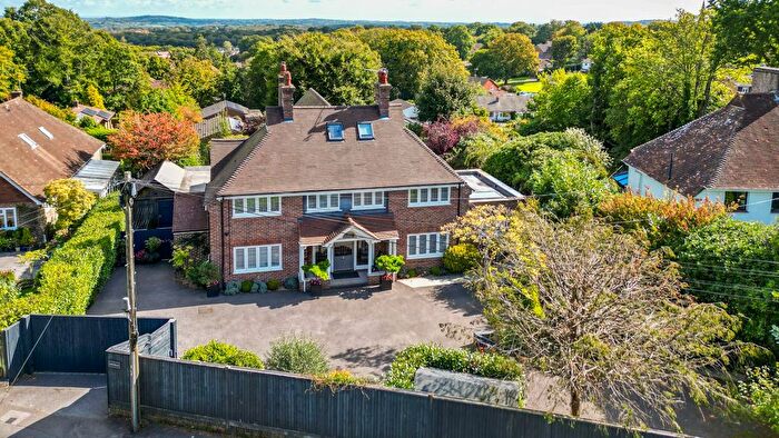 5 Bedroom Detached House For Sale In Croft Road, Crowborough, TN6