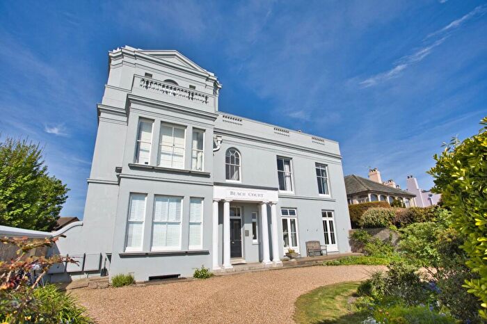 2 Bedroom Apartment For Sale In Beach Court, The Beach, Walmer, Deal, CT14