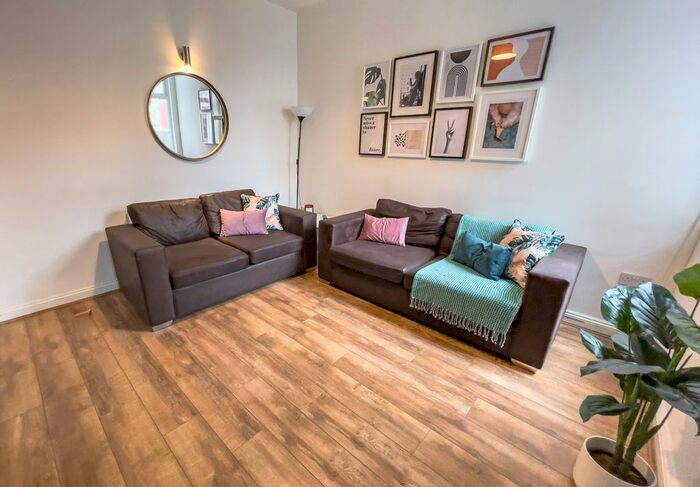 6 Bedroom Property To Rent In Albert Edward Road, Kensington, Liverpool, L7