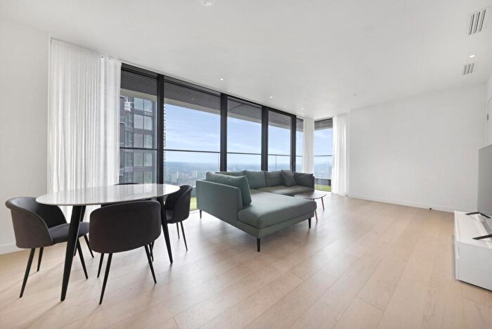 2 Bedroom Apartment For Sale In Wardian, West Tower, London, E14