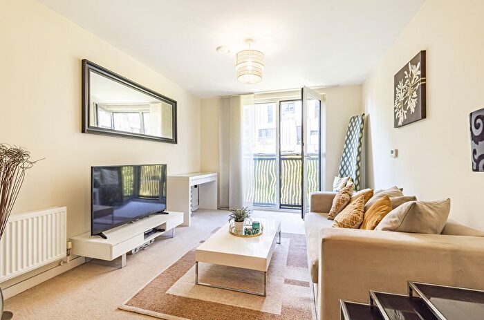 1 Bedroom Flat For Sale In Woods House, Gatliff Road, London, SW1W