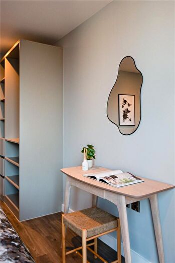 1 Bedroom Apartment To Rent In Spinners Yard, Skinner Ln, LS7