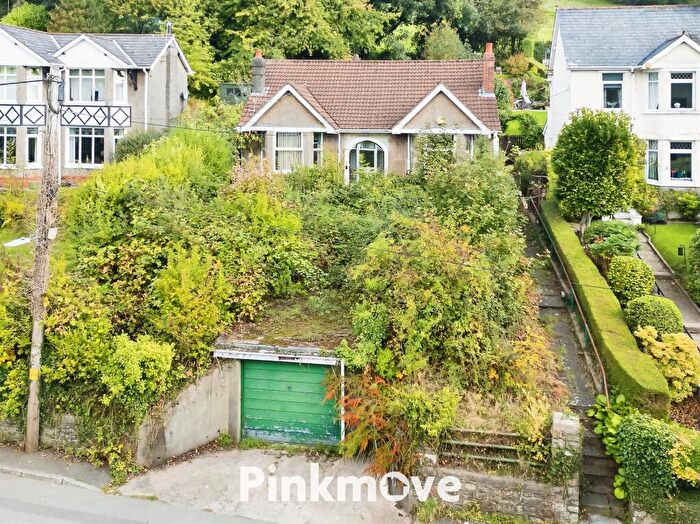2 Bedroom Detached Bungalow For Sale In Hospital Road, Pontnewynydd, Pontypool, NP4