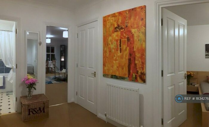 2 Bedroom Flat To Rent In Stainton Road, London, SE6