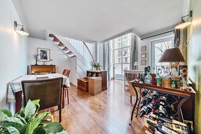 3 Bedroom Flat For Sale In Queen Of Denmark Court, Surrey Quays, London, SE16