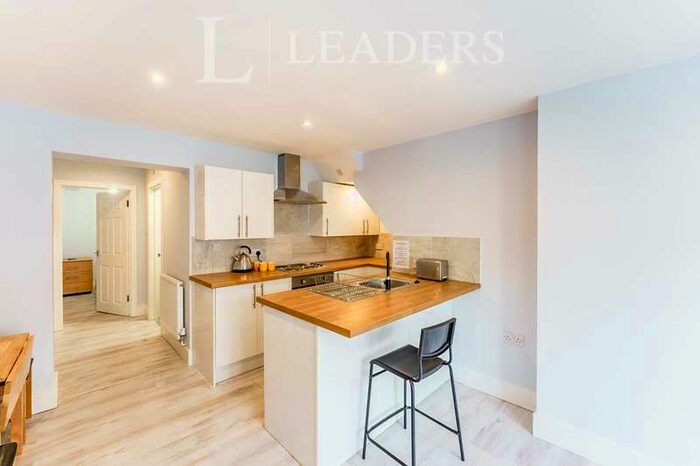 1 Bedroom Apartment To Rent In West Street, PO21