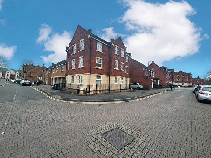 2 Bedroom Flat To Rent In Lancelot Road, Bristol, BS16