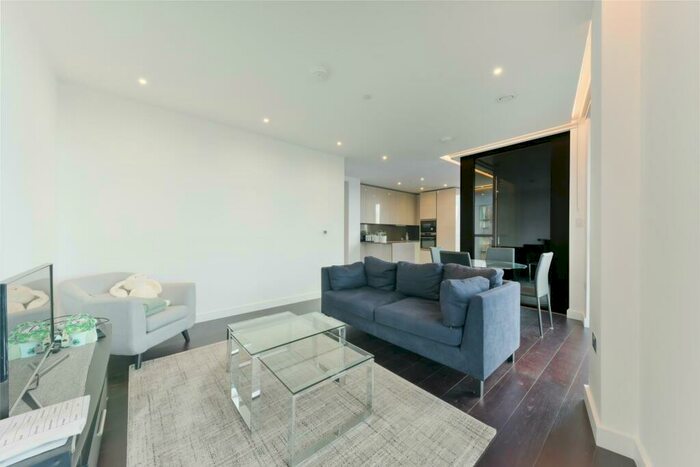 2 Bedroom Flat To Rent In Madeira Tower, The Residence, London, SW11